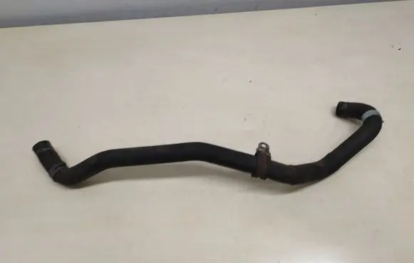 Porsche Cayenne (92A) Engine coolant pipe/hose 7P0819329C