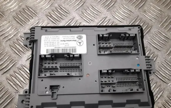 Mercedes-Benz C W206 Comfort/convenience module A2069000415