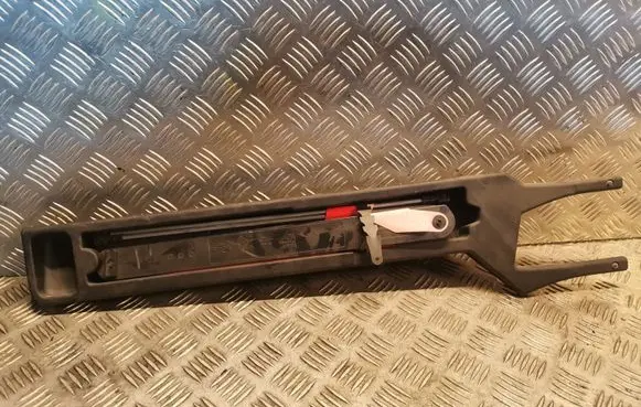 Mercedes-Benz C W203 Tool box 2038900514