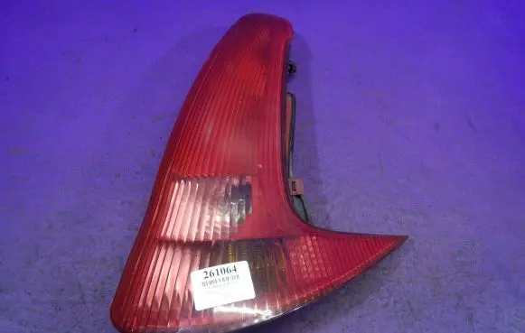 Peugeot 206 Rear/tail lights 1318