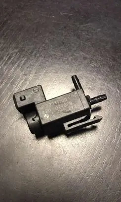 BMW 5 E39 Turbo solenoid valve 1742712