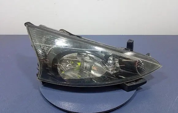 Mitsubishi Grandis Headlight/headlamp 