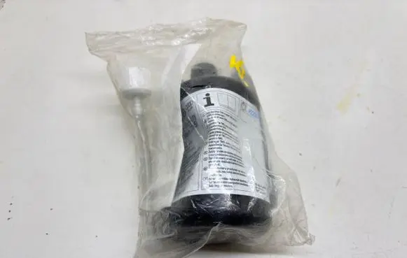 Volkswagen Touran I Other air conditioning (A/C) parts 1K0012619