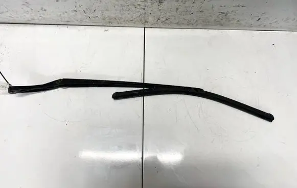 Porsche Cayenne (9PA) Front wiper blade arm