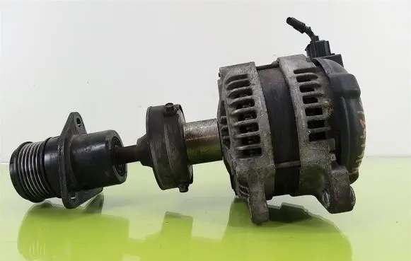 Ford C-MAX I Generator/alternator 1042102730