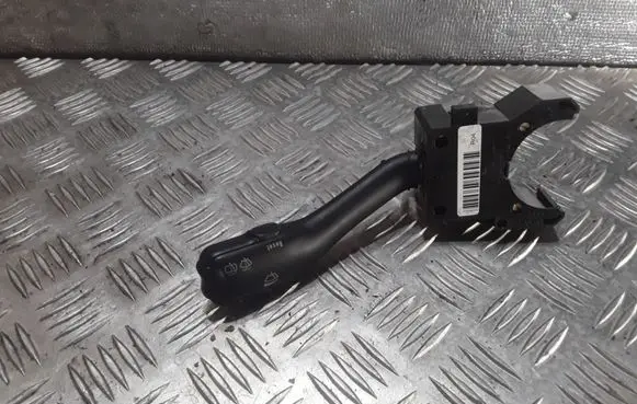 Volkswagen PASSAT B5.5 Wiper control stalk 4B0953503H