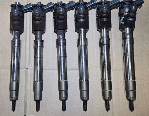 Jeep Grand Cherokee Fuel injector 0445110522