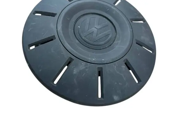 Volkswagen Crafter Original wheel cap 2n0601151b