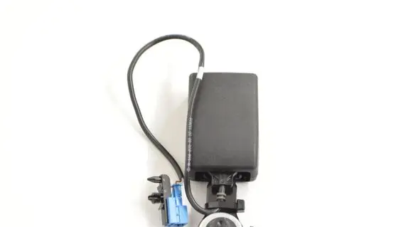 Mercedes-Benz GL X166 Rear seatbelt buckle A1668602469