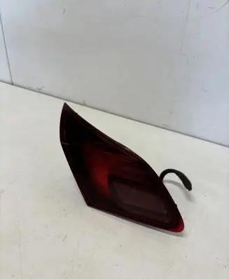 Opel Astra J Tailgate rear/tail lights