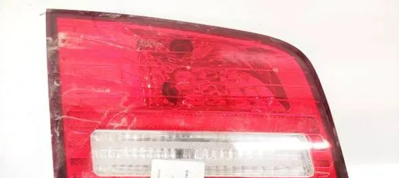KIA Magentis Tailgate rear/tail lights
