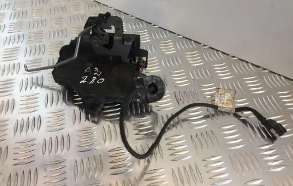 Audi A2 Rear door lock 8Z0839016D