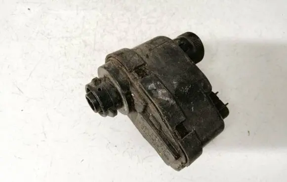 Headlight level adjustment motor