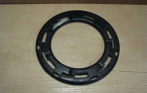 Dodge Avenger In tank fuel pump screw locking ring/nut 