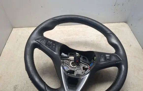 Opel Zafira B Steering wheel 453798480 42391597