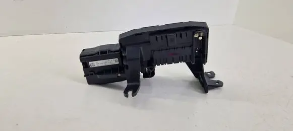 Mercedes-Benz ML W166 Fuse module A0009820123 A1665402150