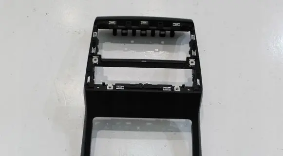 Volkswagen Touareg III Other center console (tunnel) element 760864299