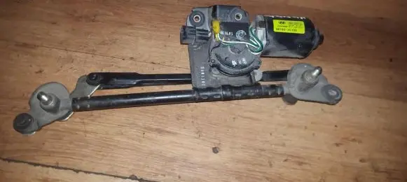 Hyundai Getz Front wiper linkage and motor 5061107