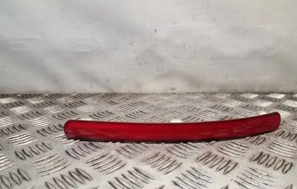 Skoda Octavia Mk2 (1Z) Rear tail light reflector 1Z9945105