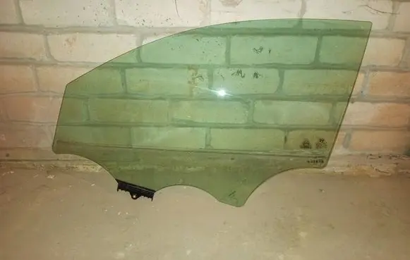 Hyundai Tucson TL Front door window glass four-door 43R00049 E000292 DOT24M25AS2