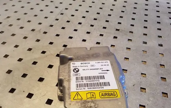 BMW X3 E83 Airbag control unit/module 0285001870