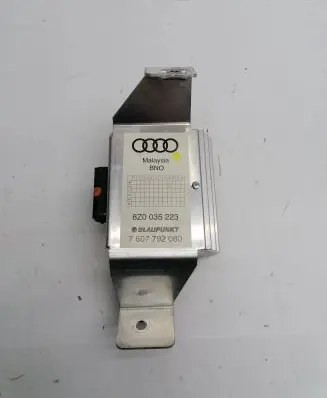 Audi A2 Sound amplifier 8Z0035223 7607792080