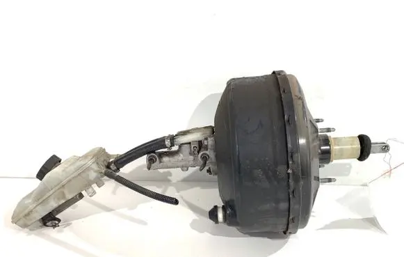 Mercedes-Benz Vito Viano W639 Brake booster A0014300108