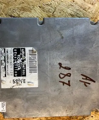 Toyota Camry Engine control unit/module 1757008271