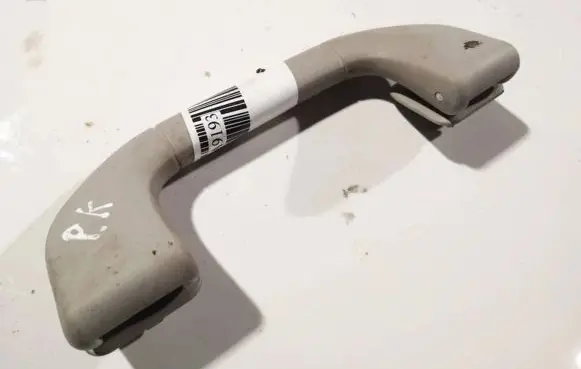 Mercedes-Benz C AMG W204 Front interior roof grab handle a204s1000s1