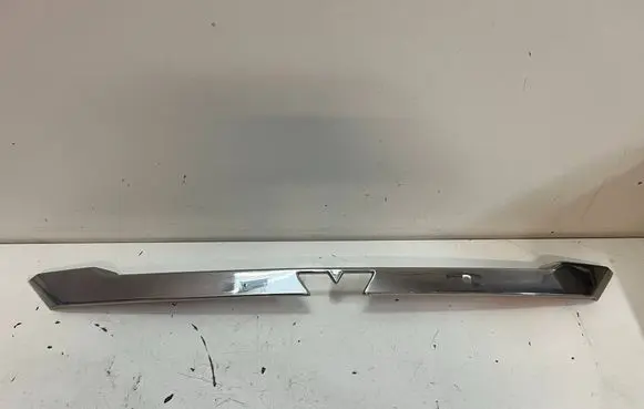 Mitsubishi Outlander Tailgate/trunk spoiler MME31790