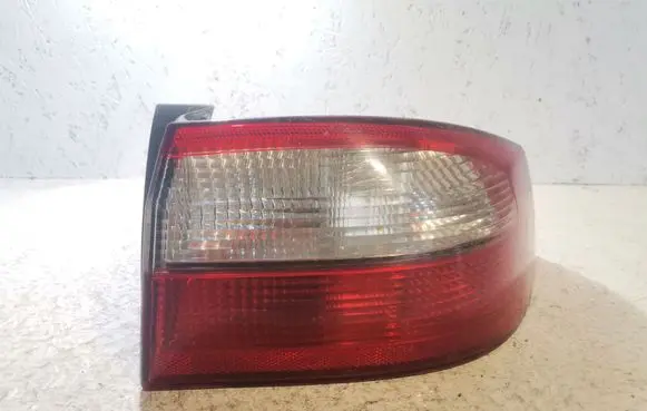 Renault Laguna II Rear/tail lights 8200002474