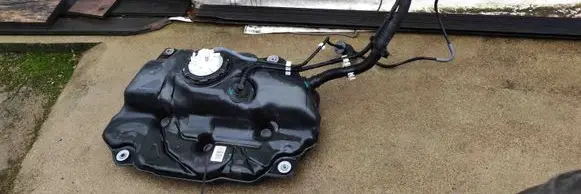 Toyota Yaris Cross Fuel tank 771000D610 771000D590