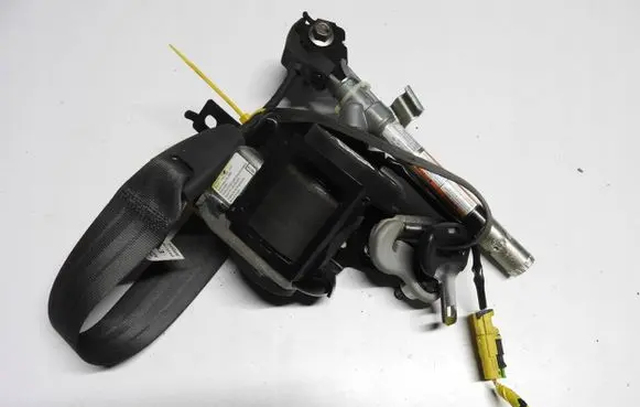 Honda Civic Seat belt trim N22A2