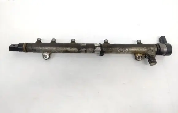 Mercedes-Benz Vito Viano W639 Fuel main line pipe A6110700395 A6110780449 0445214038