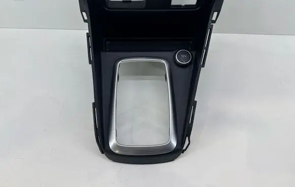 Ford Ecosport Other center console (tunnel) element GN15A044H80C