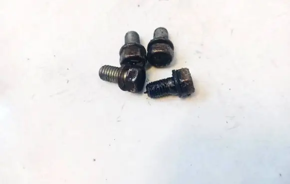 Nissan Almera Tino Nuts/bolts 