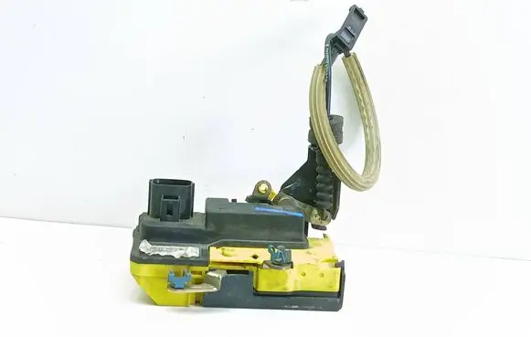 Volvo V70 Front door lock