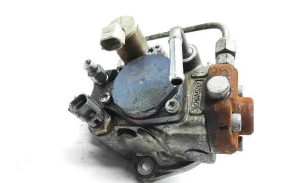 Toyota RAV 4 (XA30) Fuel injection high pressure pump 221000R050