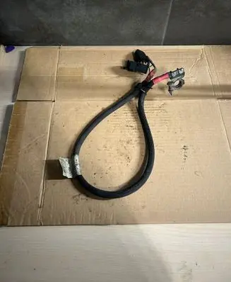 Positive cable (battery)