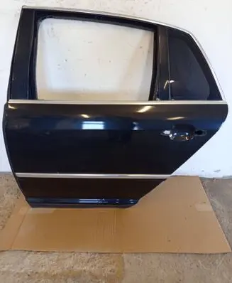Volkswagen Phaeton Rear door 