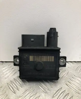 BMW X5 E70 Glow plug pre-heat relay 859172401 0005985341 E2110022352