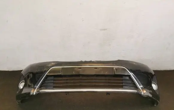 Toyota Auris E180 Front bumper 