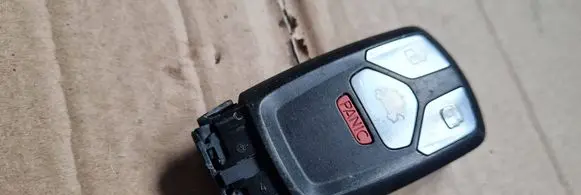 Audi A4 S4 B9 Ignition key/card 8W0959754AN