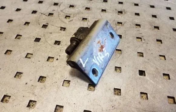 Volkswagen Crafter Front door upper hinge