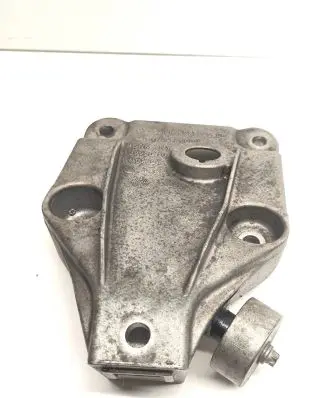 BMW 5 F10 F11 Engine mounting bracket 6777623 GD01524 13992010
