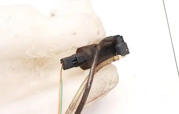 Renault Scenic II - Grand scenic II Windscreen/windshield washer pump
