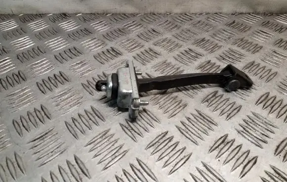 Opel Mokka Rear door check strap stopper
