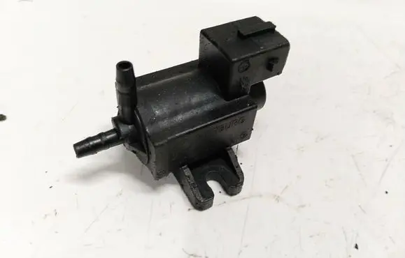 Opel Astra J Turbo solenoid valve 8972882491 70246100
