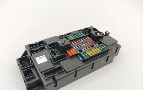 Mini One - Cooper Coupe R56 Fuse box set 3457413