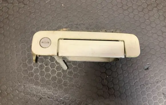 Audi 100 S4 C4 Front door exterior handle 4A0837206A